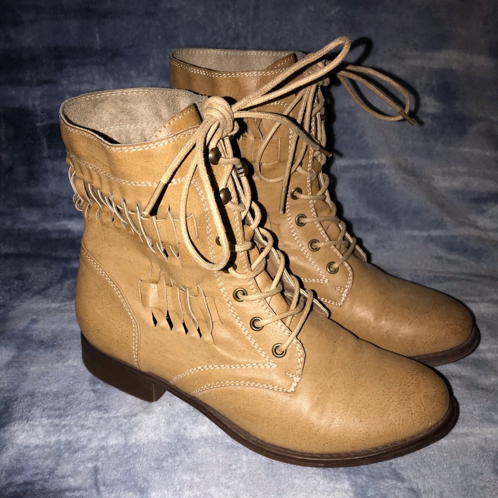 Women’s boots